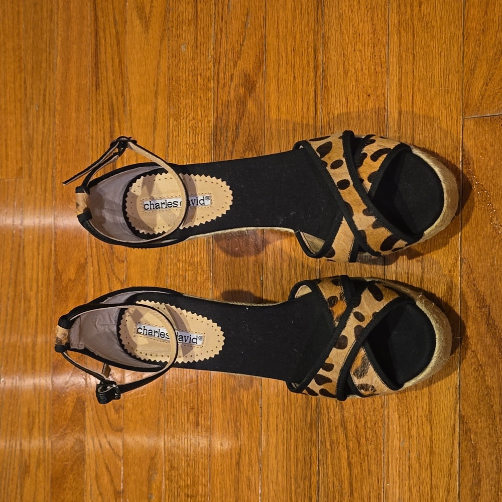 Leopard wedges